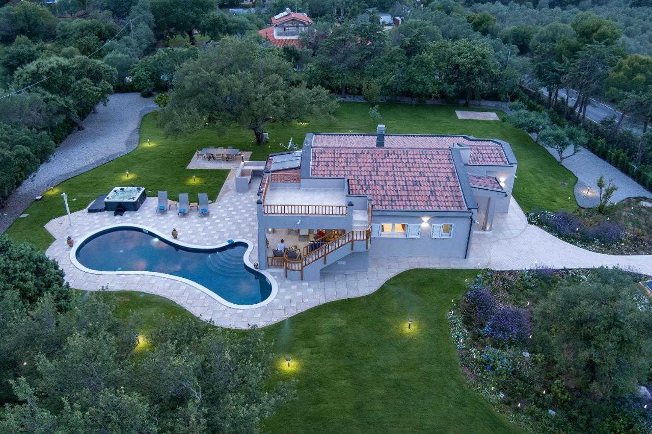 Villa Golden Root Real Estate San Teodoro  Exterior photo